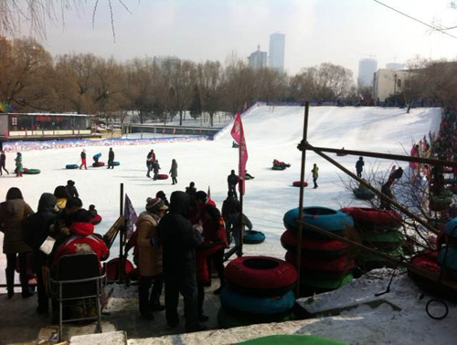 沈陽雪上嘉年華正式開幕，河北迪特加油助威